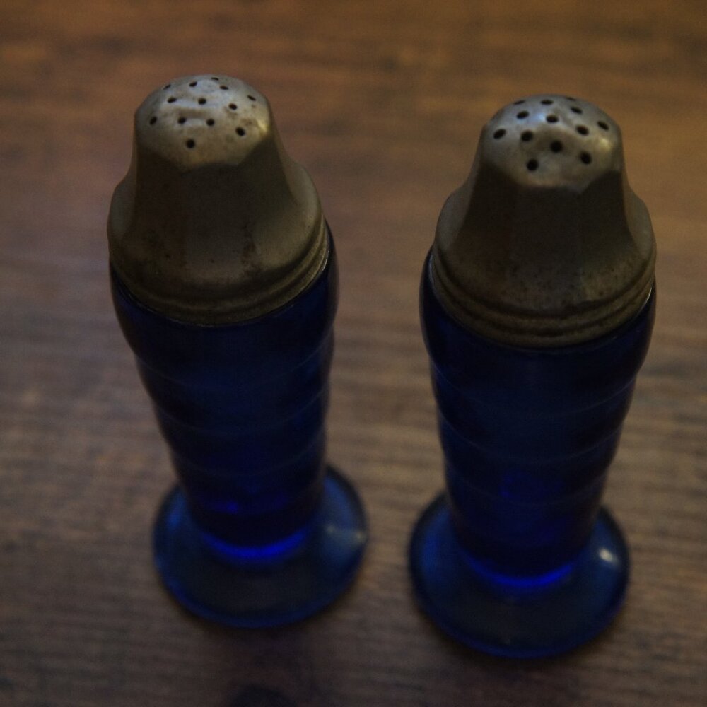 VINTAGE! Blue glass with metal tops salt and pepper shaker set